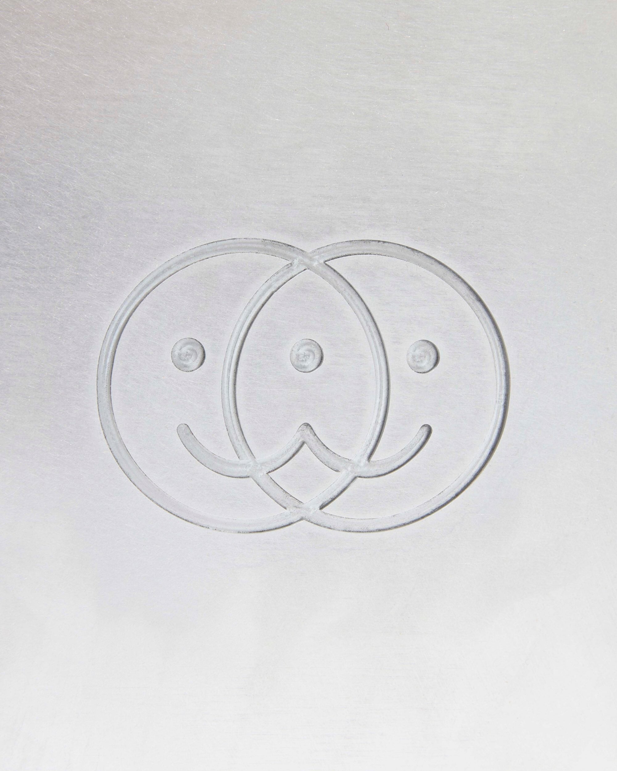 Image of brushed metal hifi soundsystem