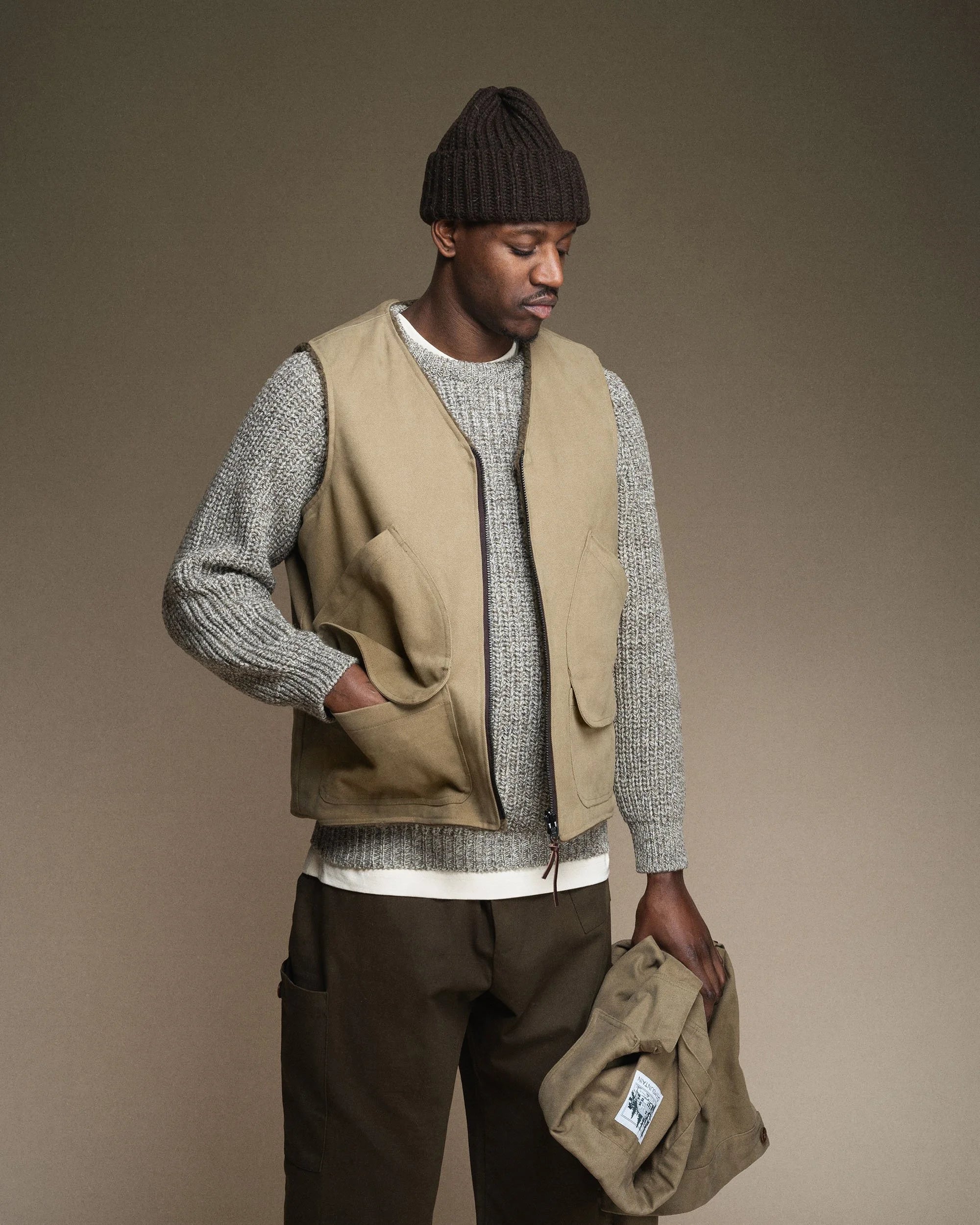 Reversible Foragers Vest - Washed Limestone and Olive