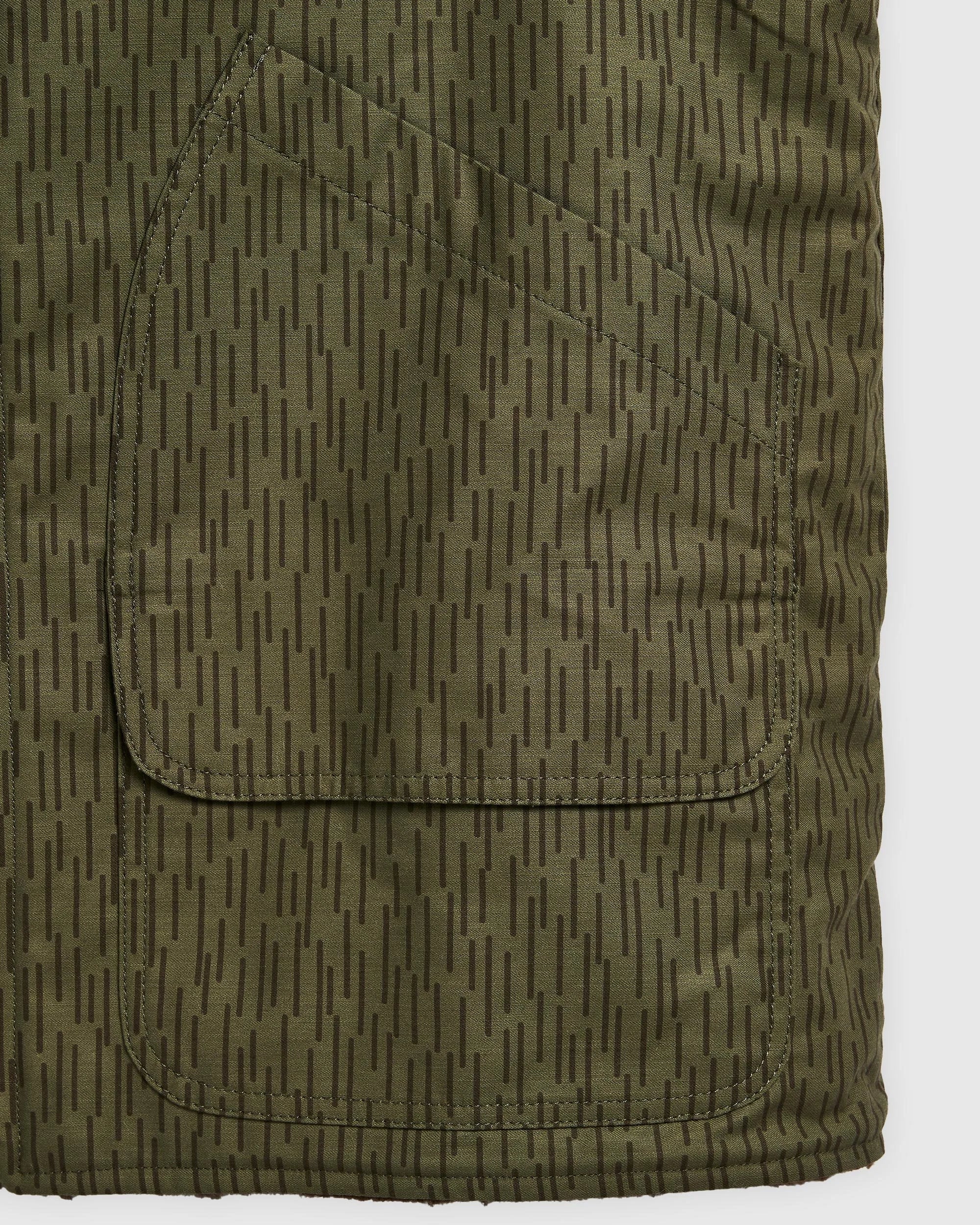 Reversible Foragers Vest - Raindrop Camo and Earth